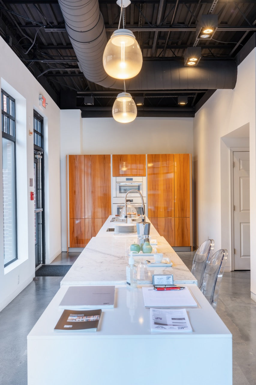 Poggenpohl Segmento Modern White & Wood Veneer Kitchen with Miele Appliances