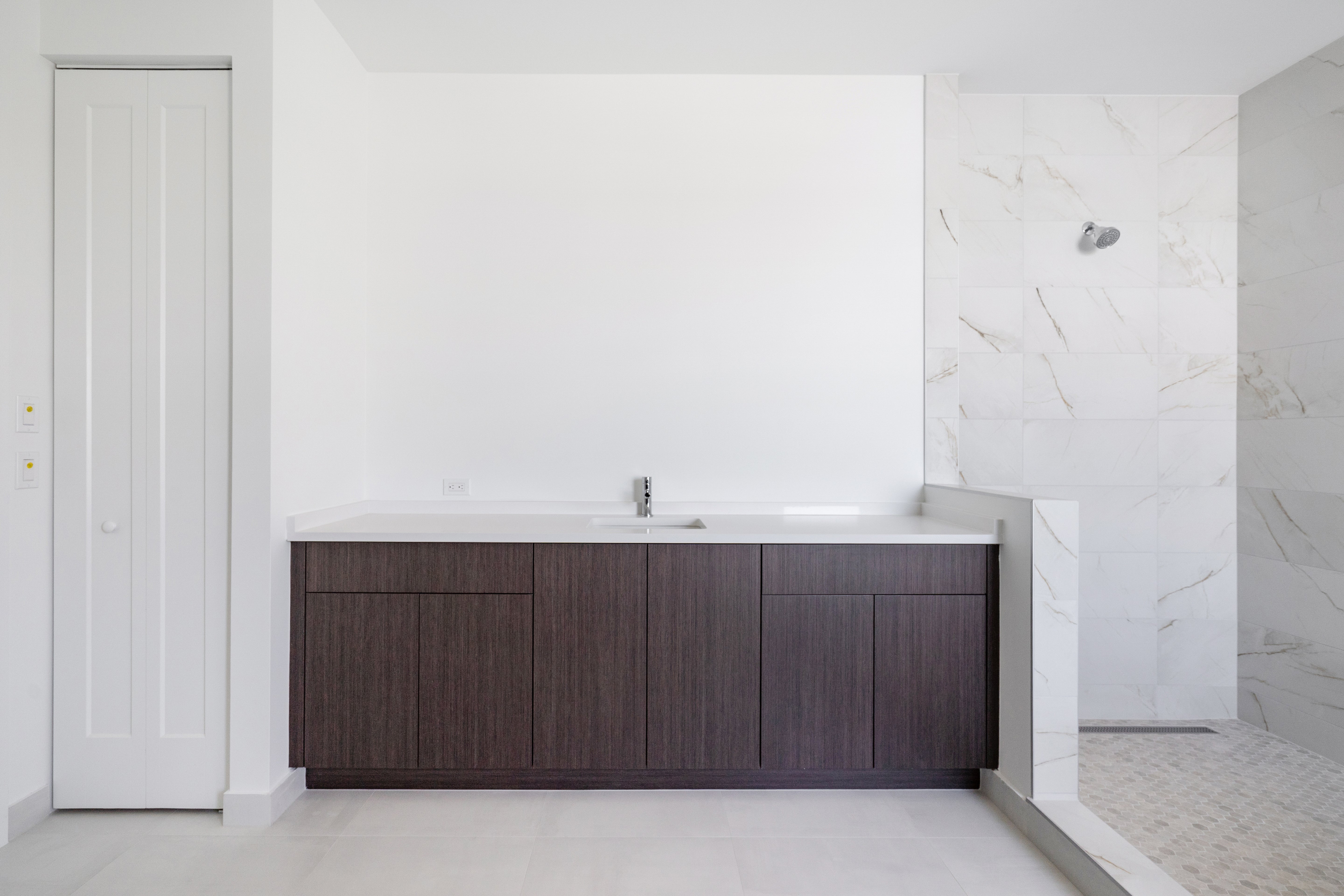 Cabico 90" Rich Oak Wood Grain Laminate Single Vanity