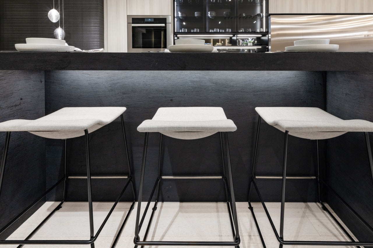 DOCA Modern Wood Veneer Black Kitchen with Island & Appliances