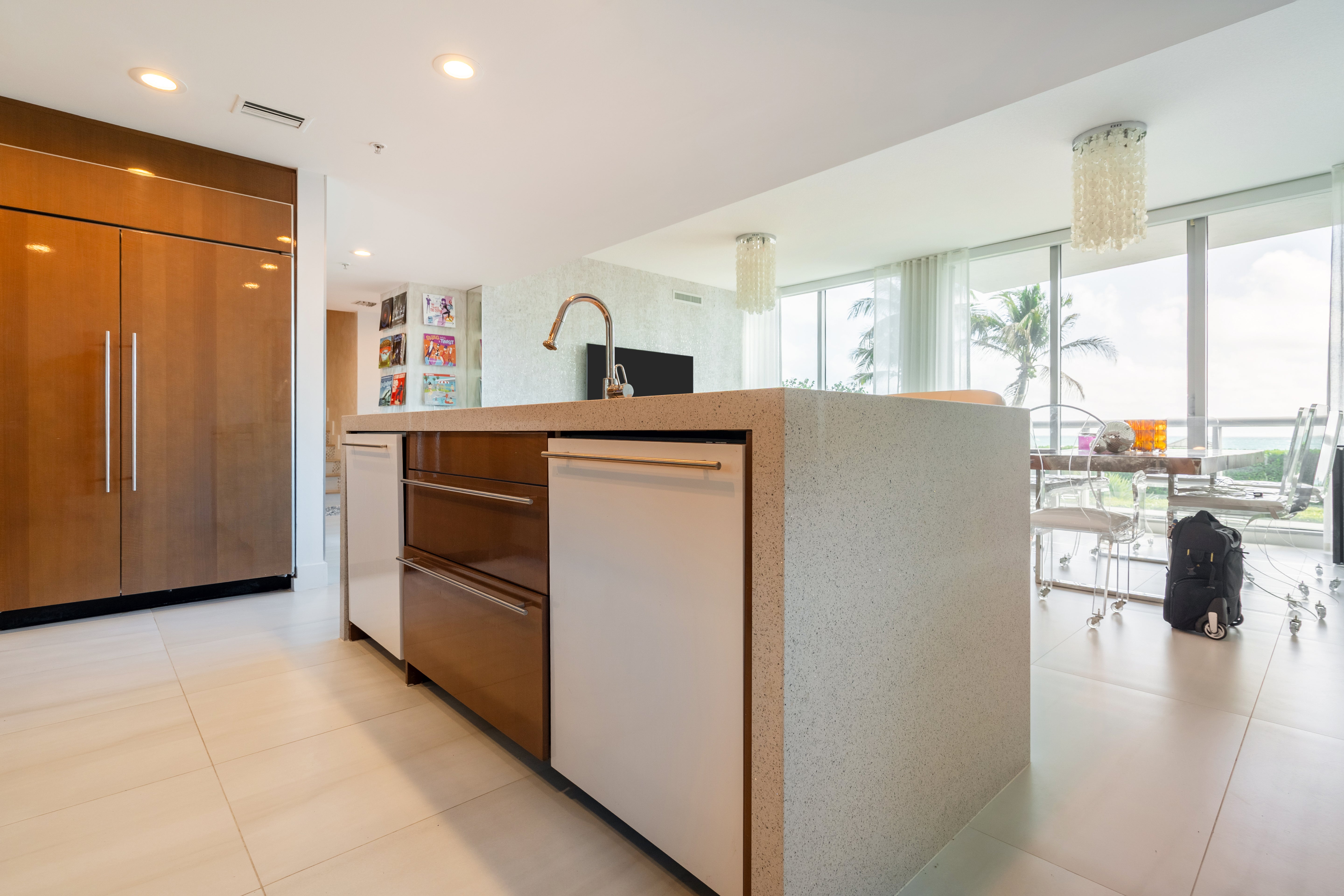 Poggenpohl Modern Glossy Exotic Wood Veneer Kitchen with Island & Miele Appliances