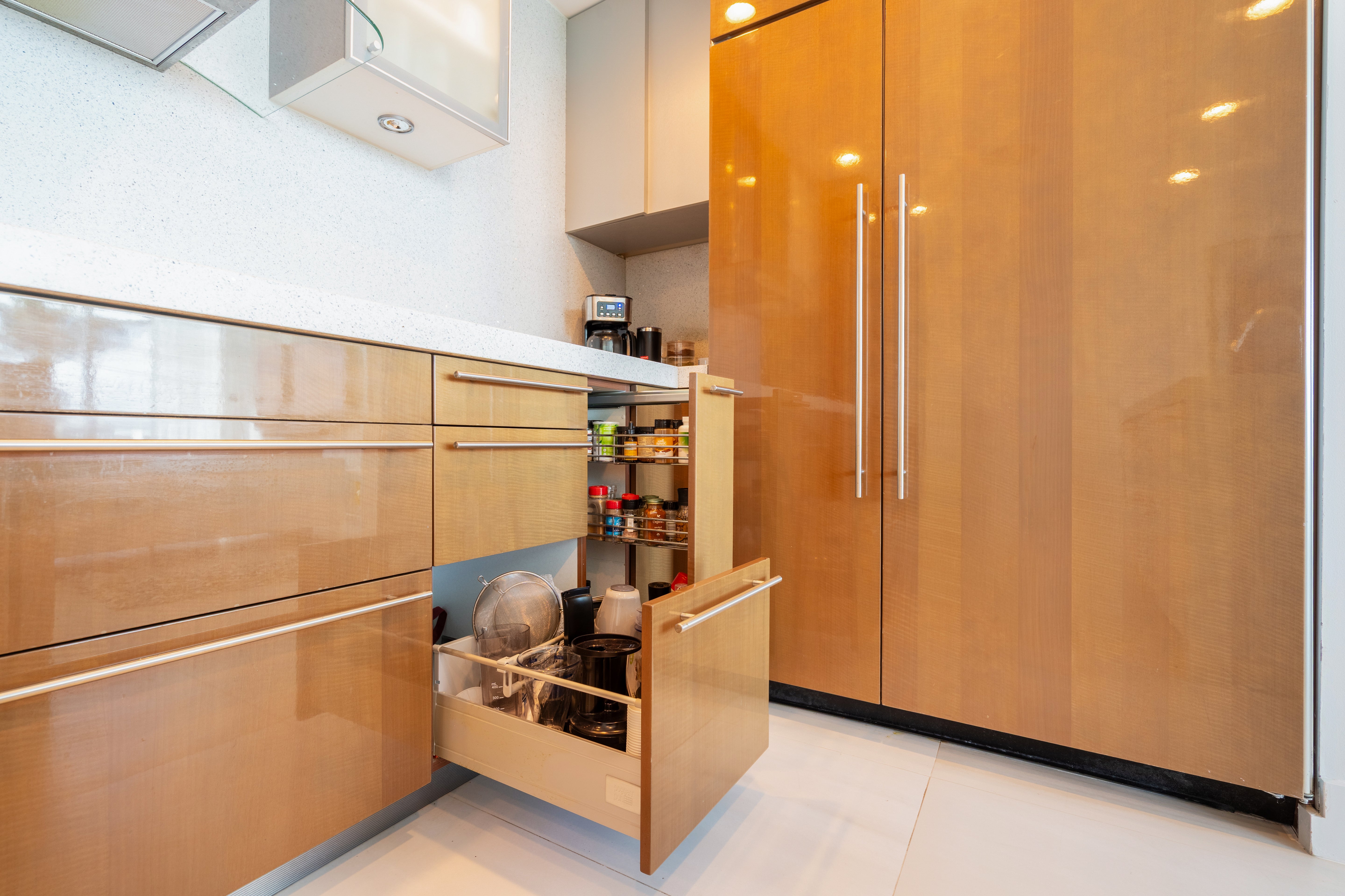 Poggenpohl Modern Glossy Exotic Wood Veneer Kitchen with Island & Miele Appliances