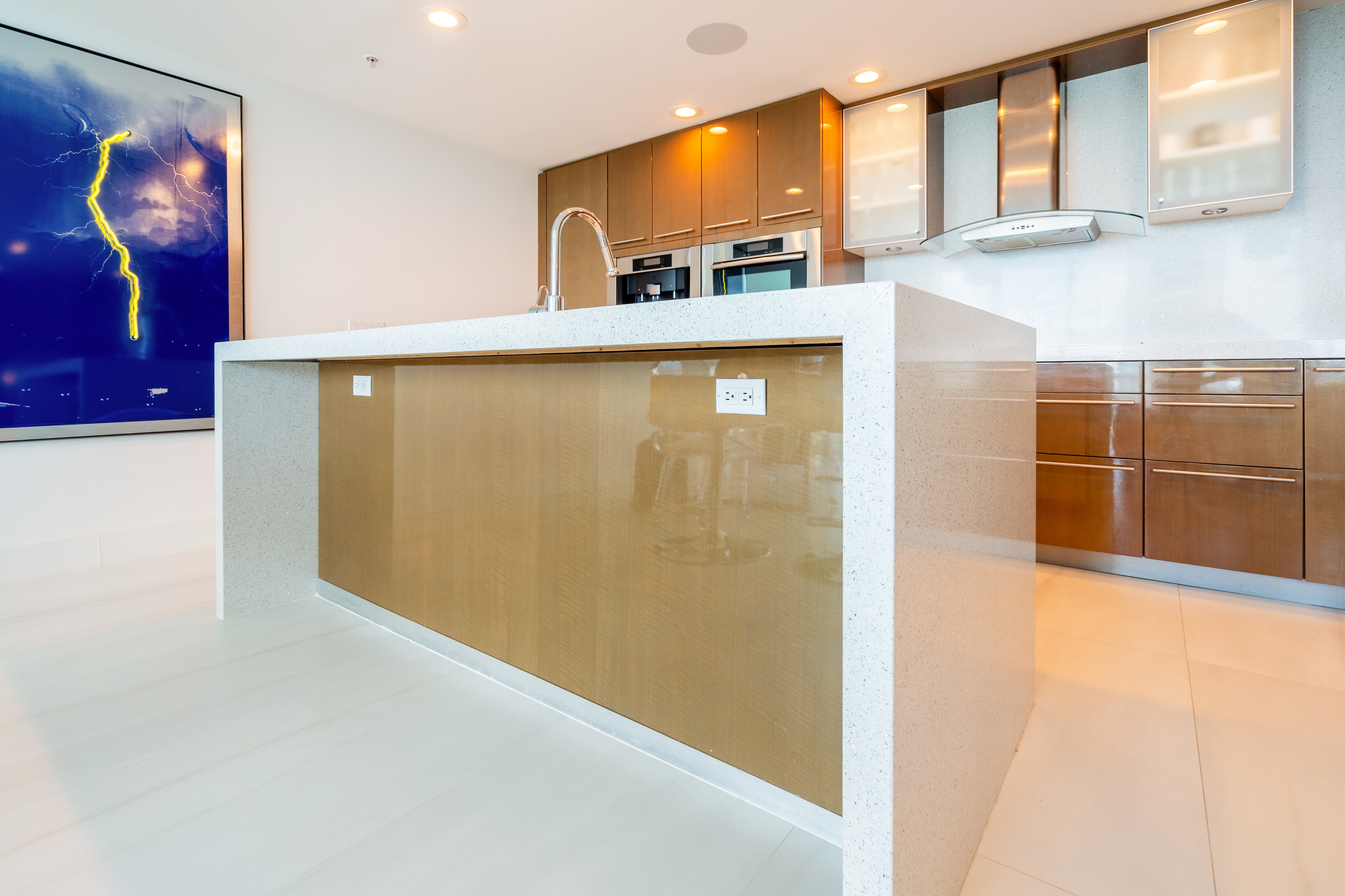 Poggenpohl Modern Glossy Exotic Wood Veneer Kitchen with Island & Miele Appliances