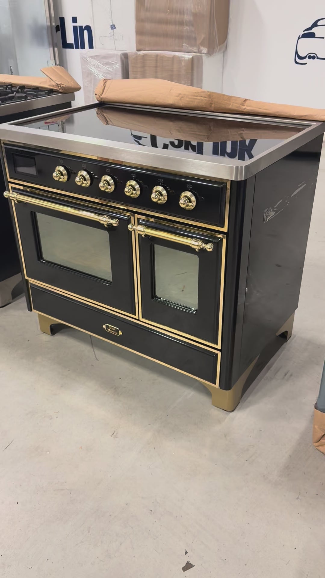 Load video: Ilve Majestic UMDI10NS3BKG 40" Glossy Black &amp; Brass Induction Range