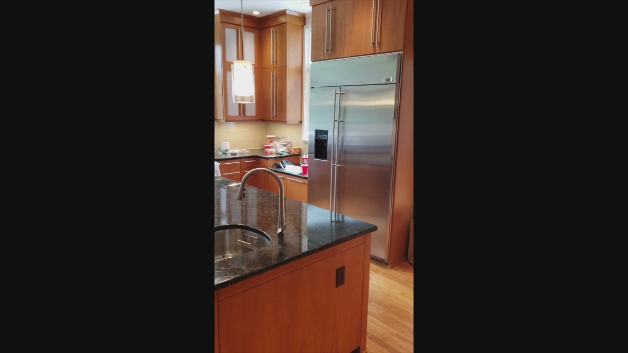 Load video: Custom Transitional Kitchen with Island, Granite Countertops and Complete Appliance Package