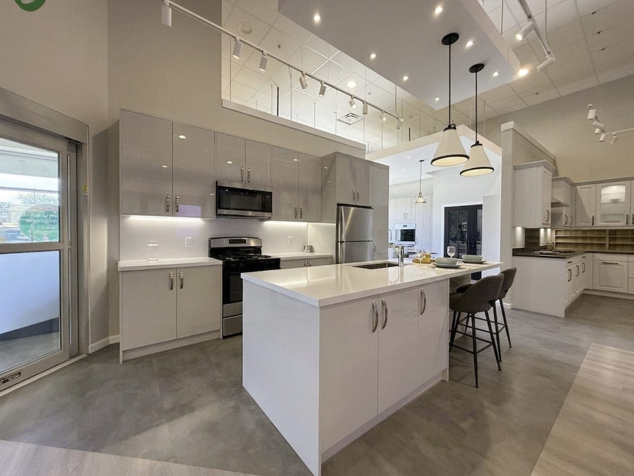 Wren East Hanover kitchen showroom display, photo 3