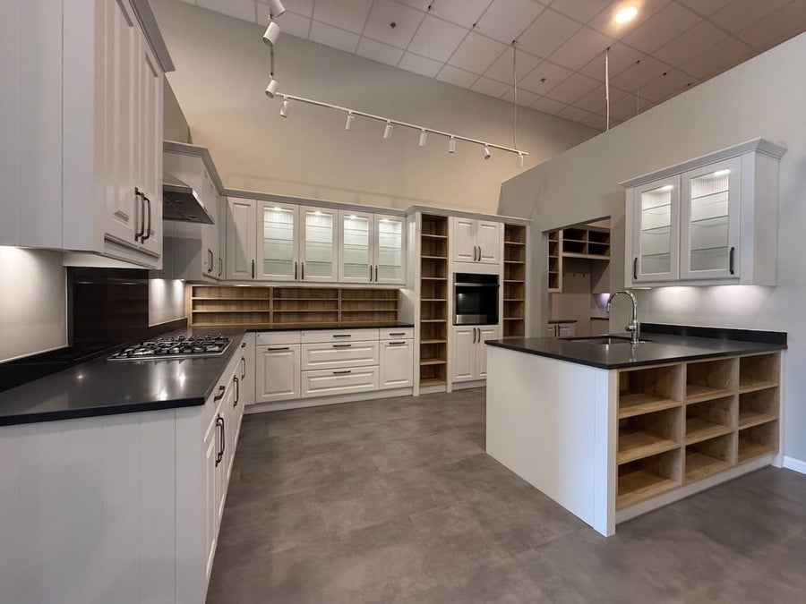 Wren East Hanover kitchen showroom display, photo 6