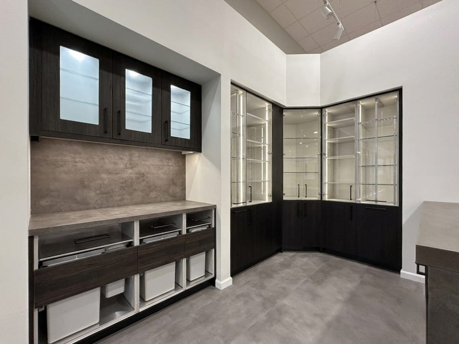 Wren East Hanover kitchen showroom display, photo 8