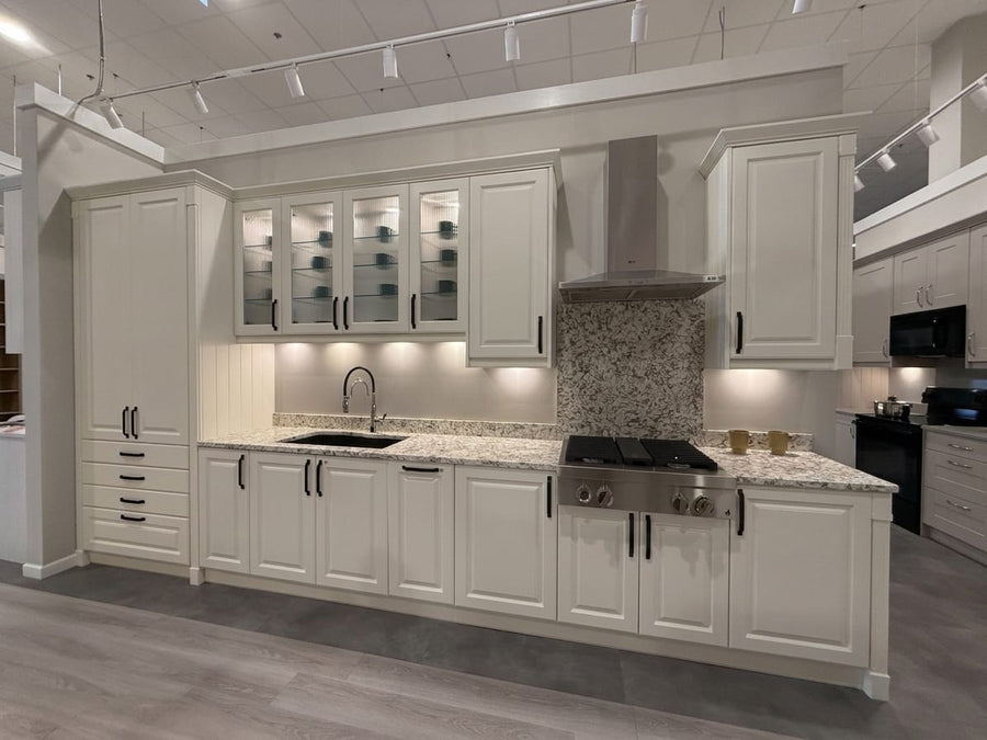 Wren East Hanover kitchen showroom display, photo 23